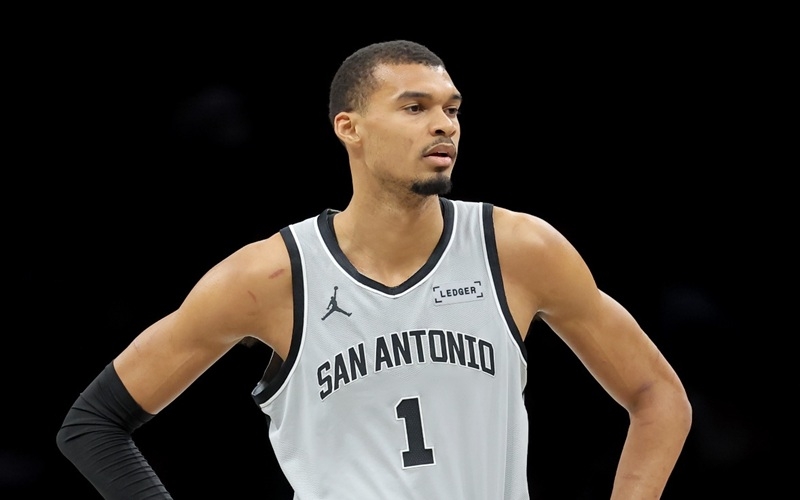 亚云体育NBA前瞻：文班亚马领衔马刺冲击九连胜，再战公牛力争赛季双杀